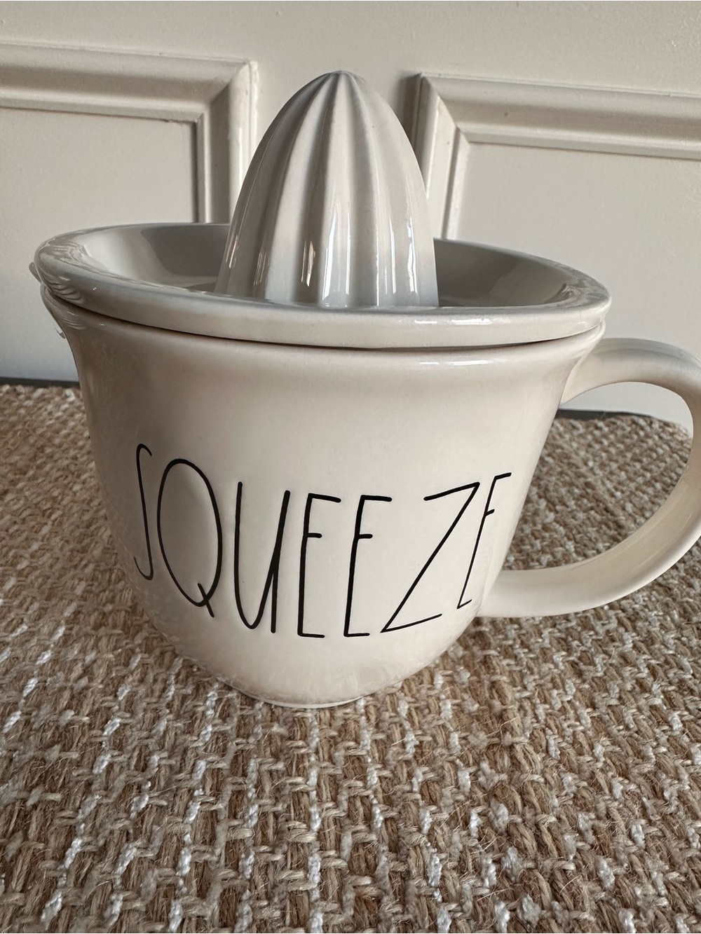 Rae Dunn “SQUEEZE” Citrus Juicer Mug White Ceramic Lemon Orange Press